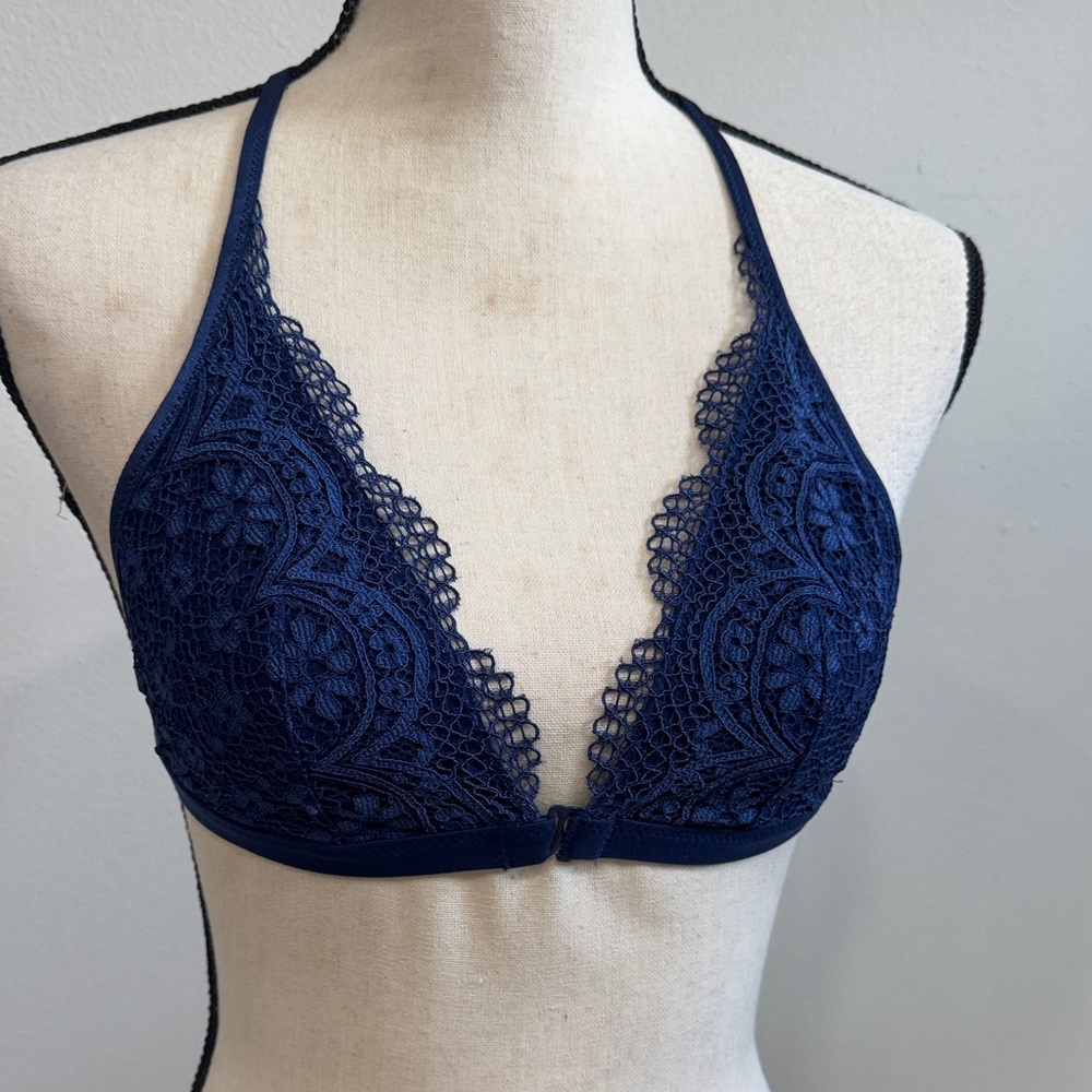 Victoria's Secret Navy Lace Bralette